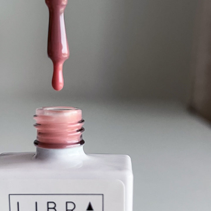 The Amazing Nude 06 - No Wipe glossy top coat HEMA/TPO free - 15ml