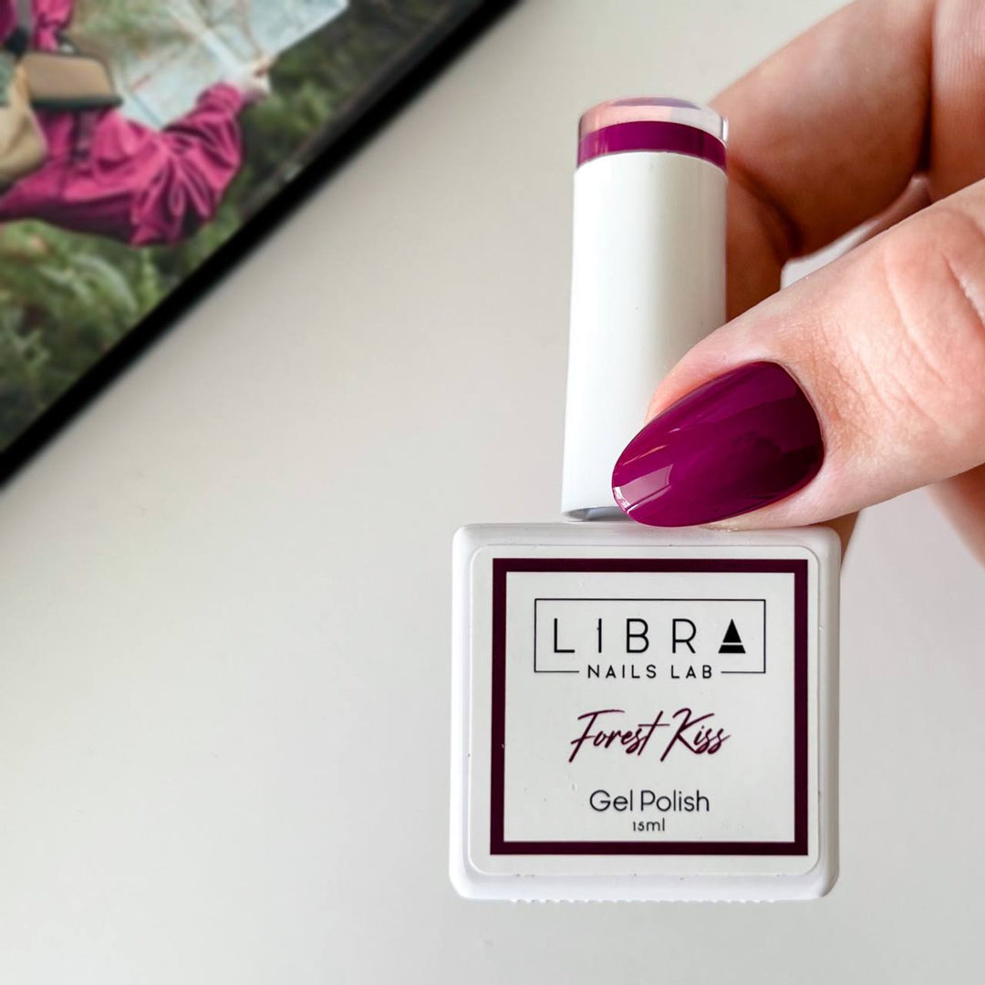 "Forest Kiss" - HEMA/TPO free Gel Polish 15ml