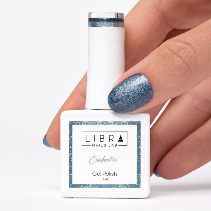''Cinderella'' - CAT EYE Gel Polish