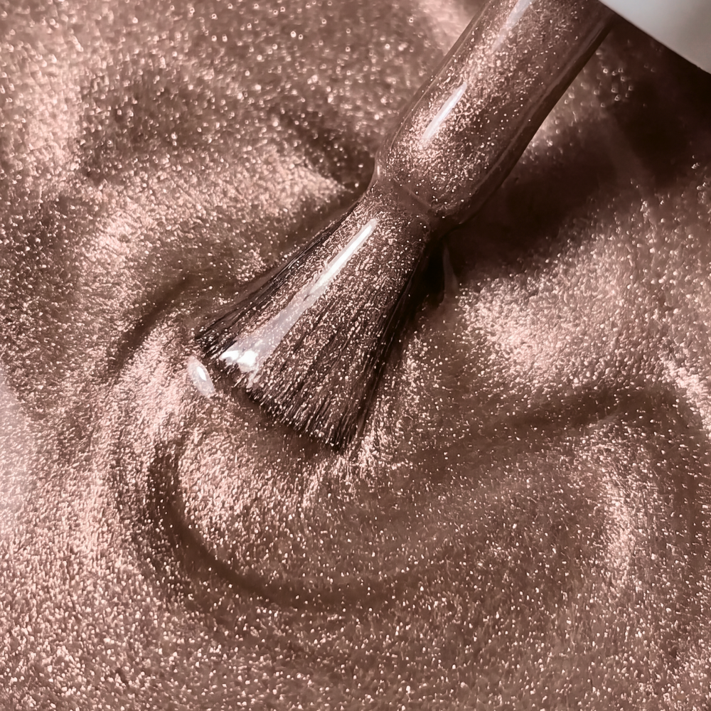 Texture du vernis Cat Eye Late October (nude rosé) – collection Late October
