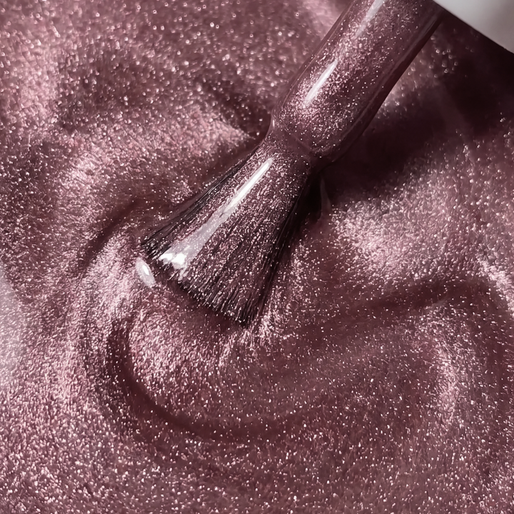 Texture du vernis Cat Eye Mohair (mauve sophistiqué) – collection Late October